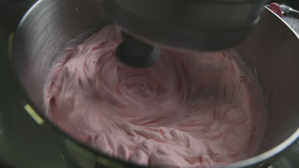 Whipped strawberry cream made with K-Frost